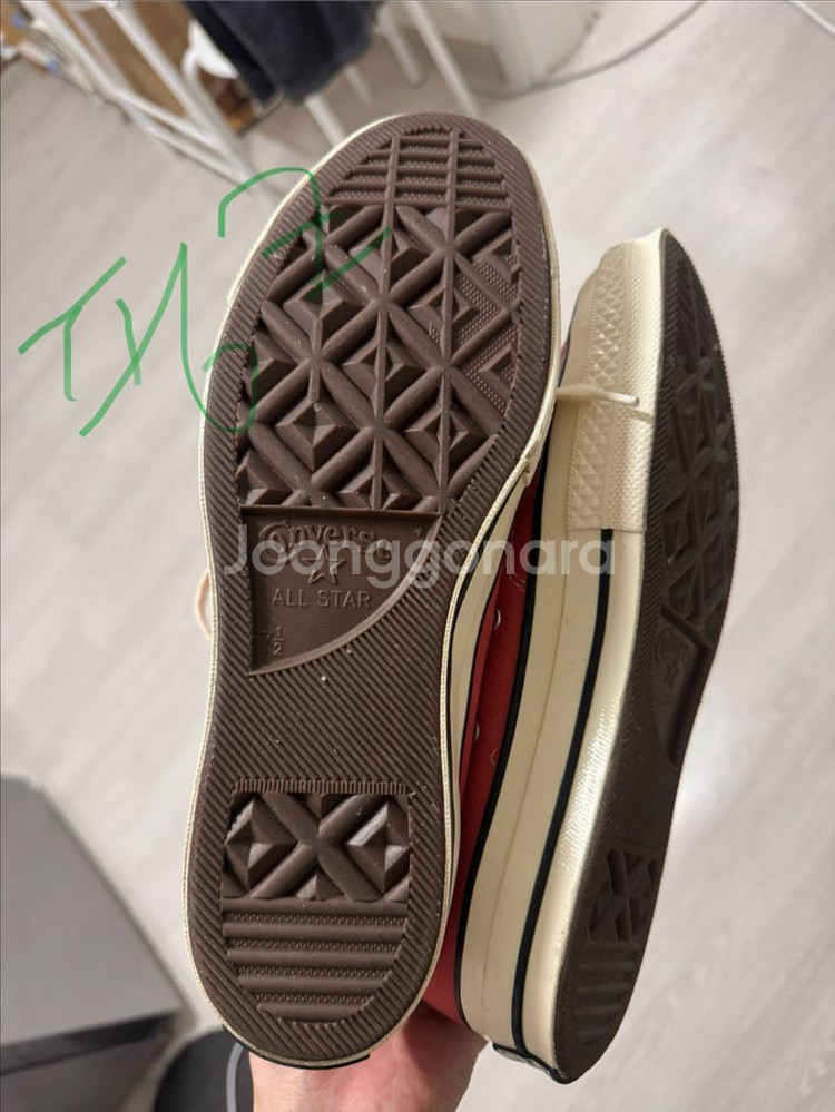 컨버스 하이 척70 핑크 레드 260 실착 1회--2