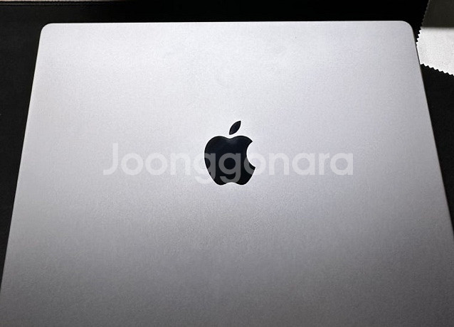MacBook Pro 14 M3 Pro--1