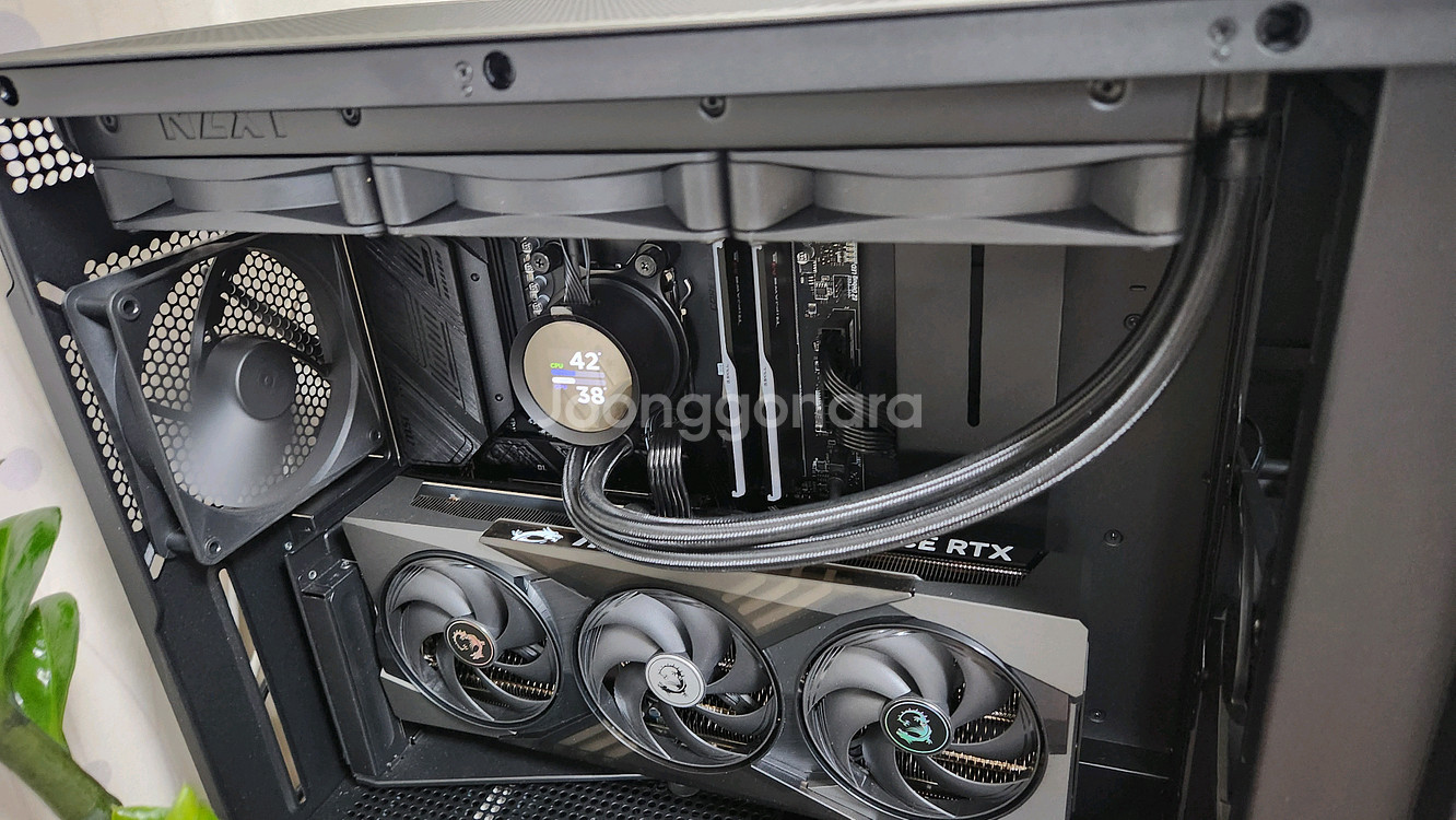 9800x3d 5070 본체 판매합니다--5