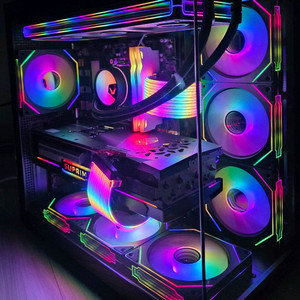 7800X3D RTX5070TI 본체 팝니다