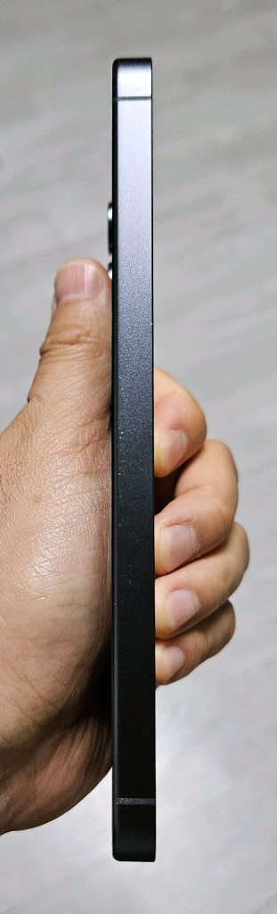 갤럭시 S24FE 그라파이트 256GB 싸게 팝니다.--5