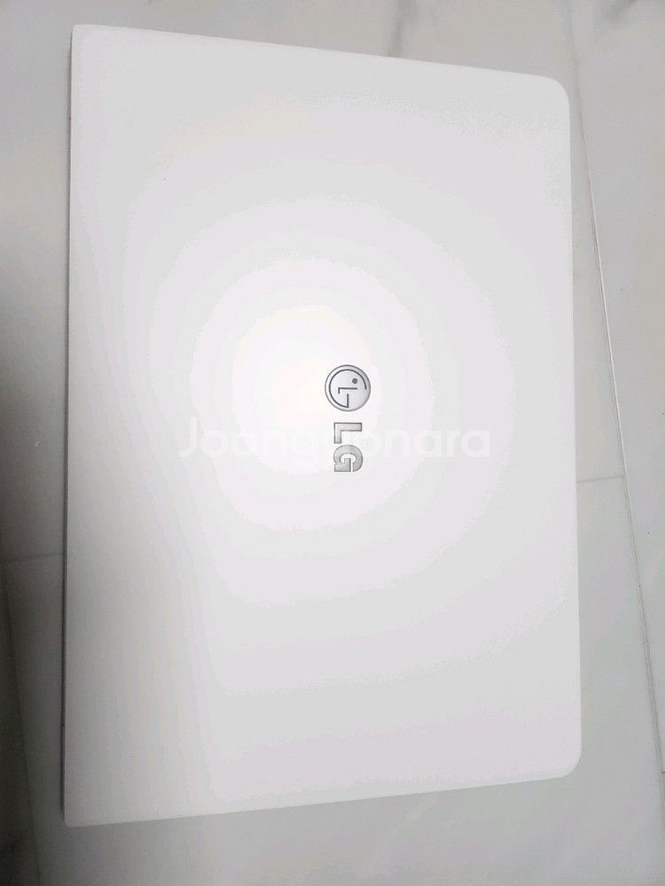 LG gram 노트북(14인치 i5 8램 512SSD)--2