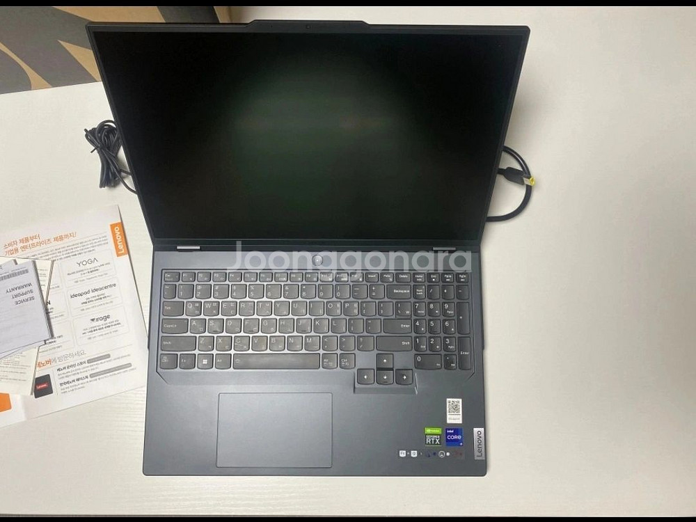 Lenovo Legion Pro 5 16IRX8--1