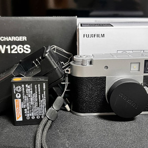 FujiFilm X-half 민트급