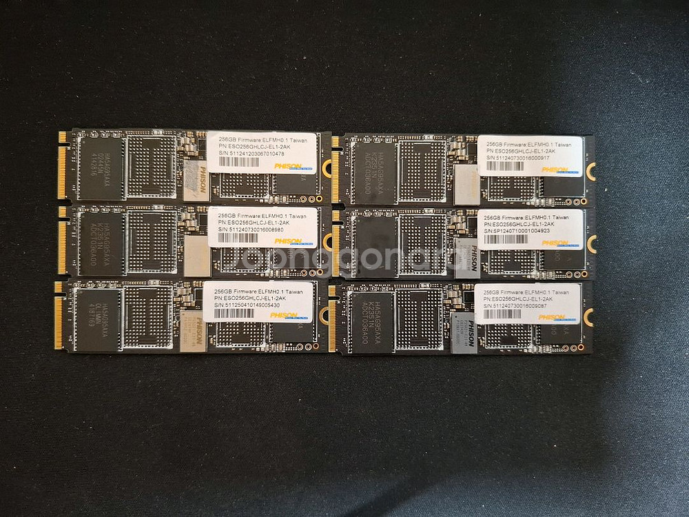 컴퓨터 저장장치 M.2 NVME SSD 256GB--0