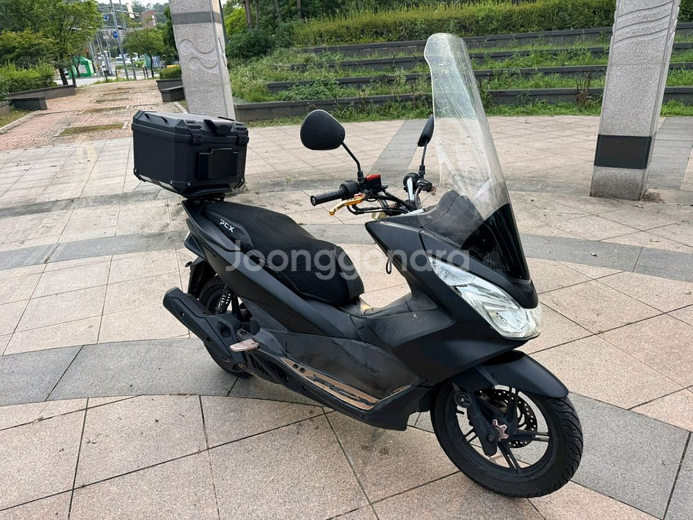 혼다 pcx125 16년 상태좋은차량 팝니다--0