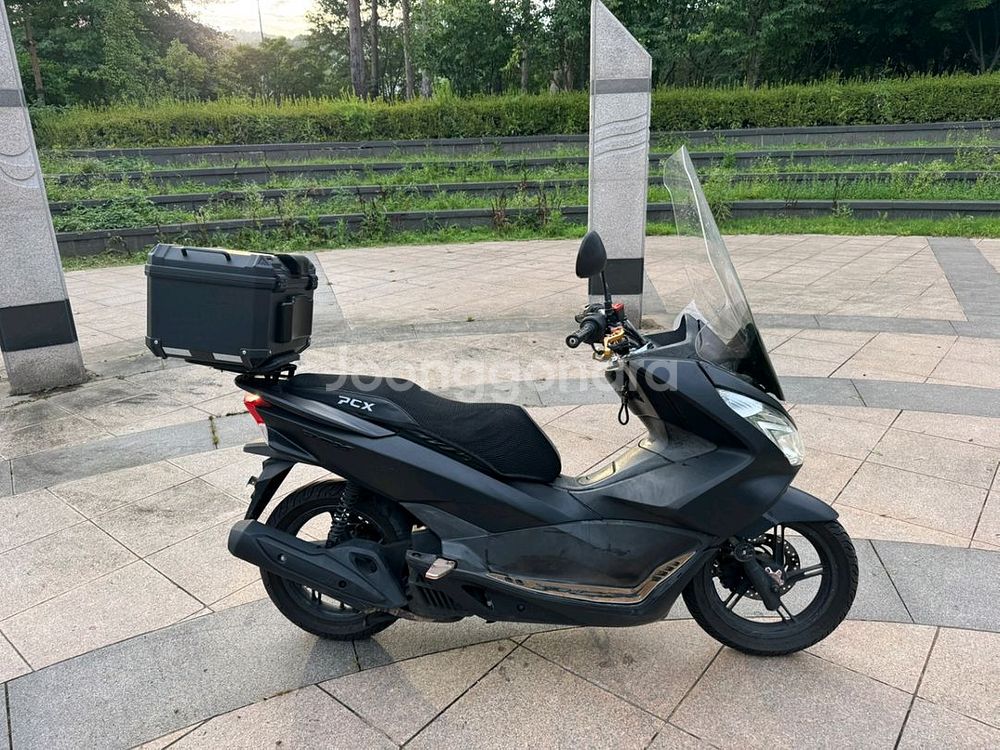 혼다 pcx125 16년 상태좋은차량 팝니다--2