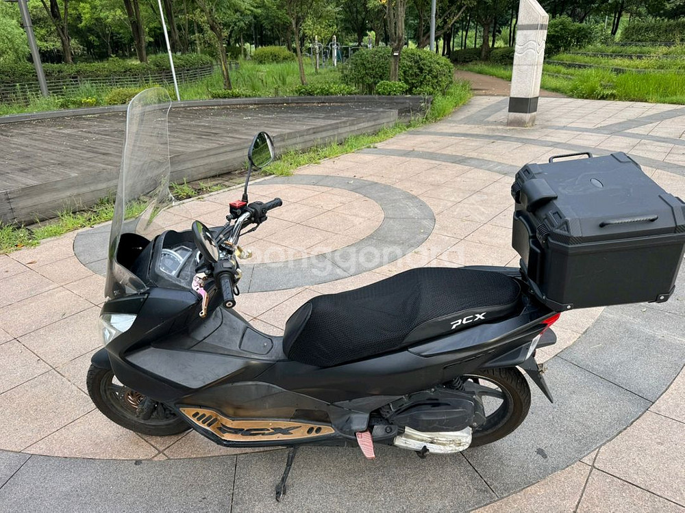 혼다 pcx125 16년 상태좋은차량 팝니다--3
