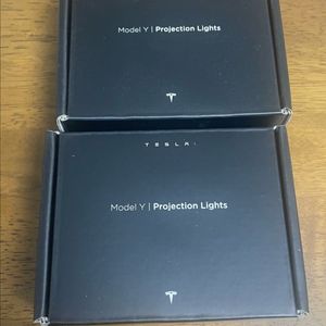 테슬라 모델Y 프로젝션 라이트 2박스 일괄판매