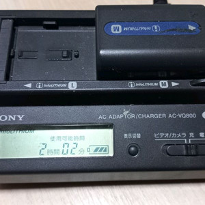소니 캠코더 충전기 AC-VQ800