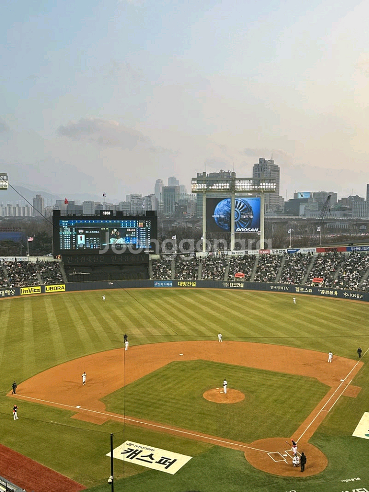 8.15(금) 두산 기아 잠실 중앙네이비 통로 2연석--0