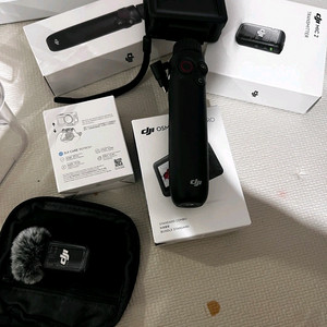DJI Osmo Action 5 Pro 브이로그 콤보