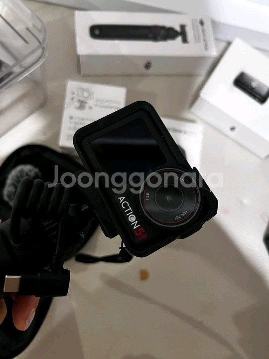 DJI Osmo Action 5 Pro 브이로그 콤보--1