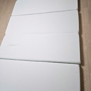 지누스 그린티 4단 토퍼 (10cm/퀸) 판매합니다