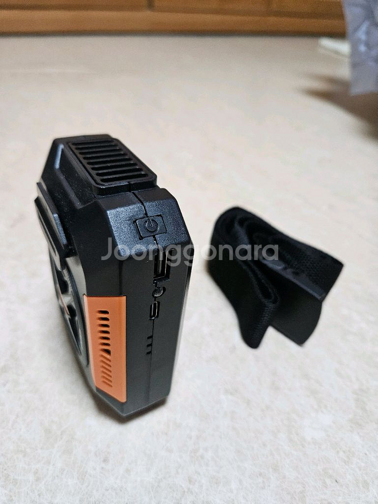 휴대용 허리 선풍기 거의 새거 팝니다--0