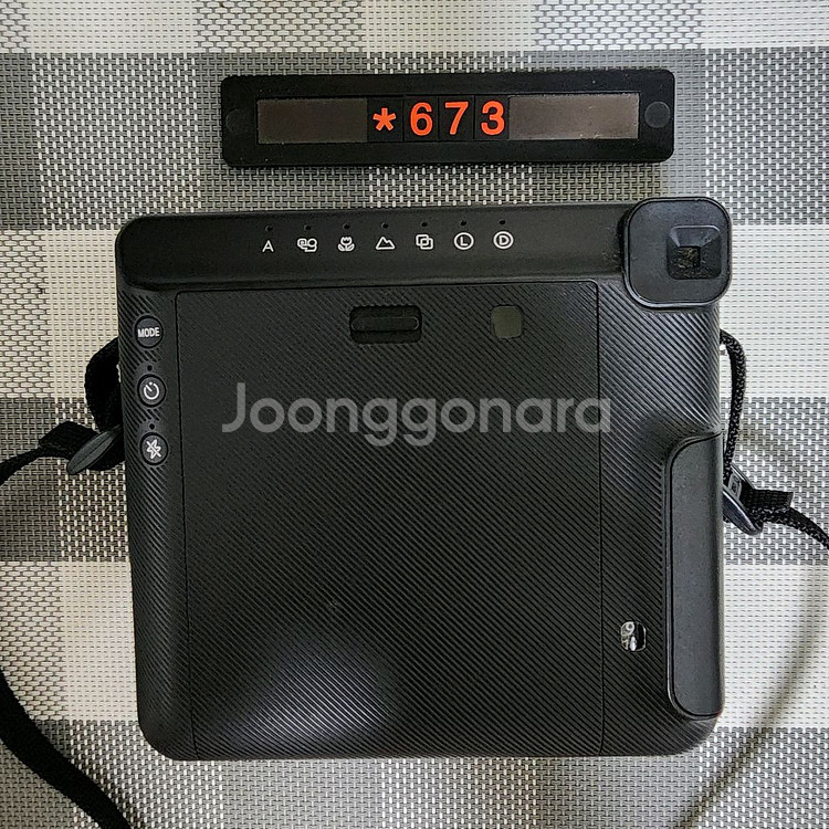 후지 인스탁스 스퀘어 6 폴라로이드 카메라 블랙바디--2