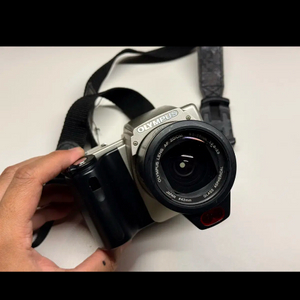 올림푸스 디지털카메라 C-2100UZ 127