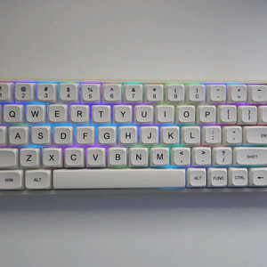 GK68XS 커스텀 키보드
