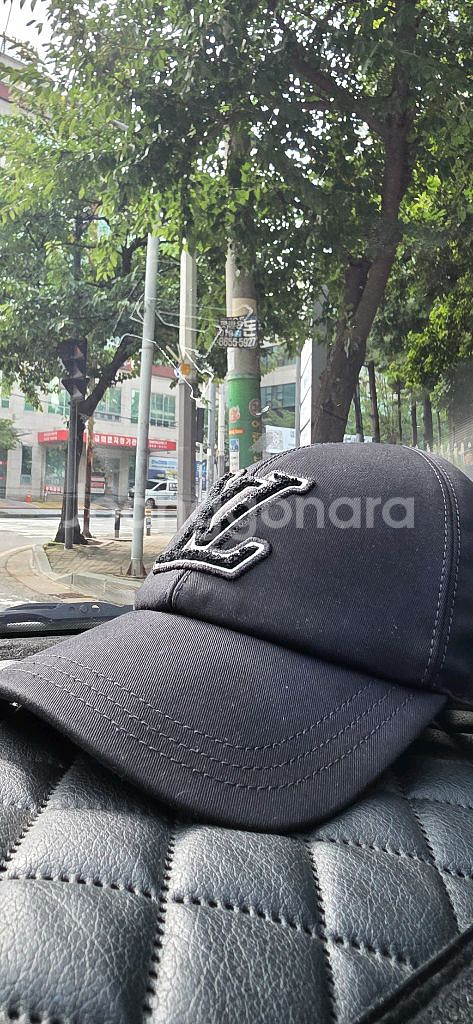 루이비통 볼캡 판매 풀박스 정품--1