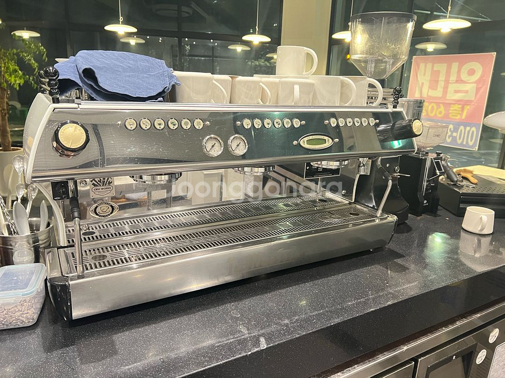라마르조꼬 fb80 3구 에스프레소머신 내놉니다.--3