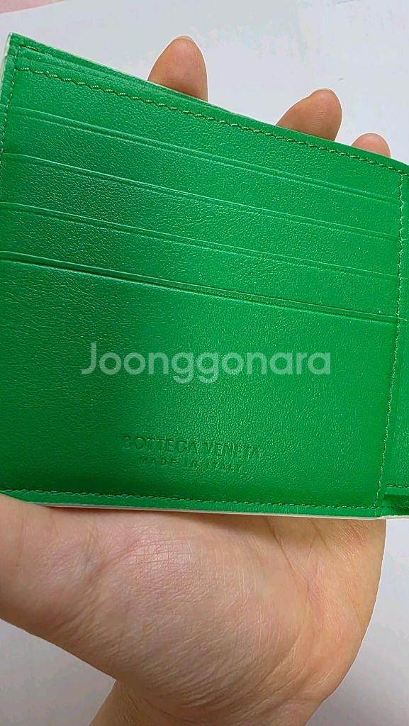 보테가베네타 인트레치아토 투톤 남성 반지갑--4