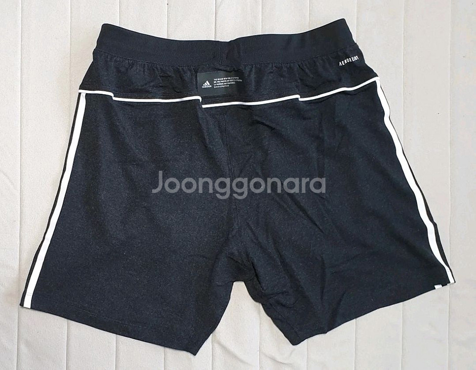아디다스 3선 반바지 텍달린 새상품--1