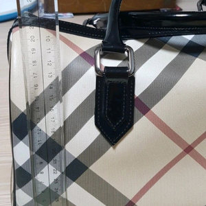 (새것수준) 체크무늬 토트가방