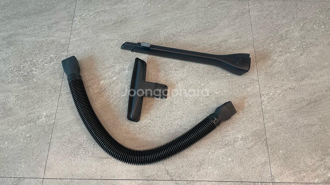 일렉트로룩스 에르고라피도 무선 청소기 ZB3323BO--2