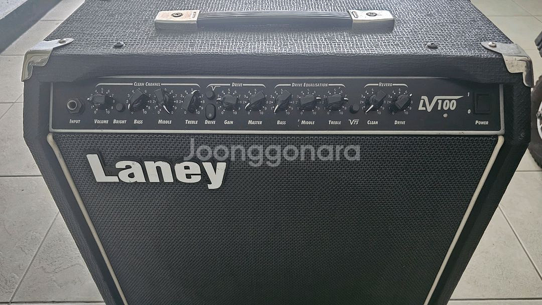Laney LV100 기타 앰프입니다--0