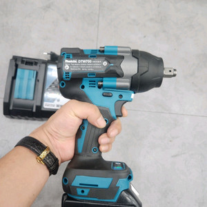 마끼다 호환용 임팩 렌치 DTW700 세트