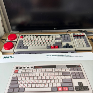 8bitdo retrokeyboard 넘버패드 포함