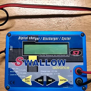 Swallow Advance 디지털 충전기/방전기/사이
