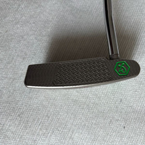 버크 퍼터 33인치