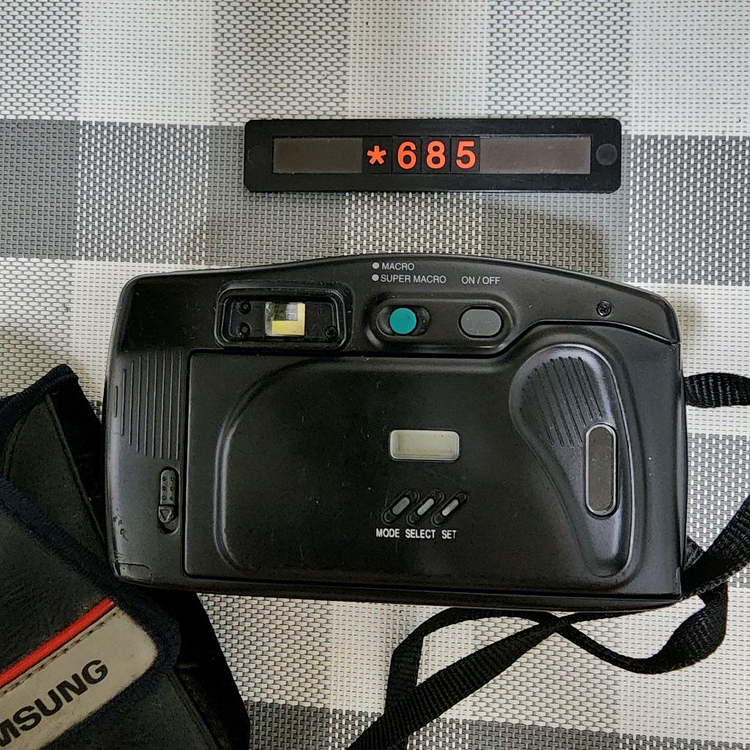 삼성캐녹스 퍼지줌 1050 필름카메라 파우치포함--2