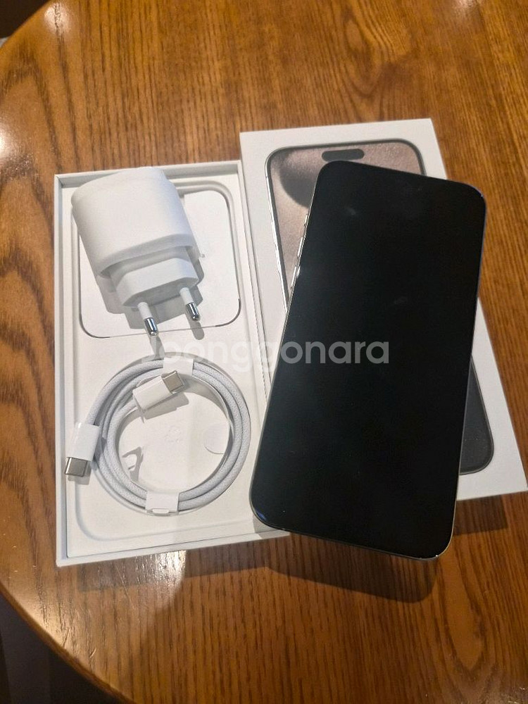 아이폰15pro max 256gb 리퍼 신품 팝니다--1