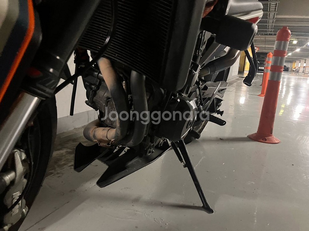 KTM 듀크 790--4