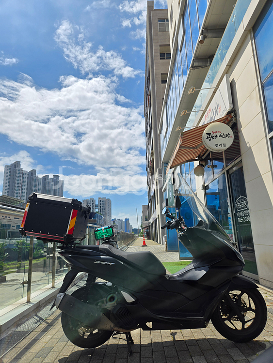 혼다 PCX125ABS 22년형 3.6만km 배달셋팅--3