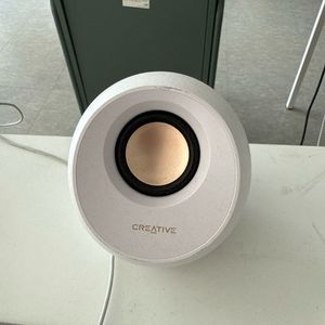 CREATIVE Pebble V3 스피커
