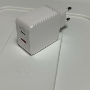 qcy 65w c타입 초고속충전기