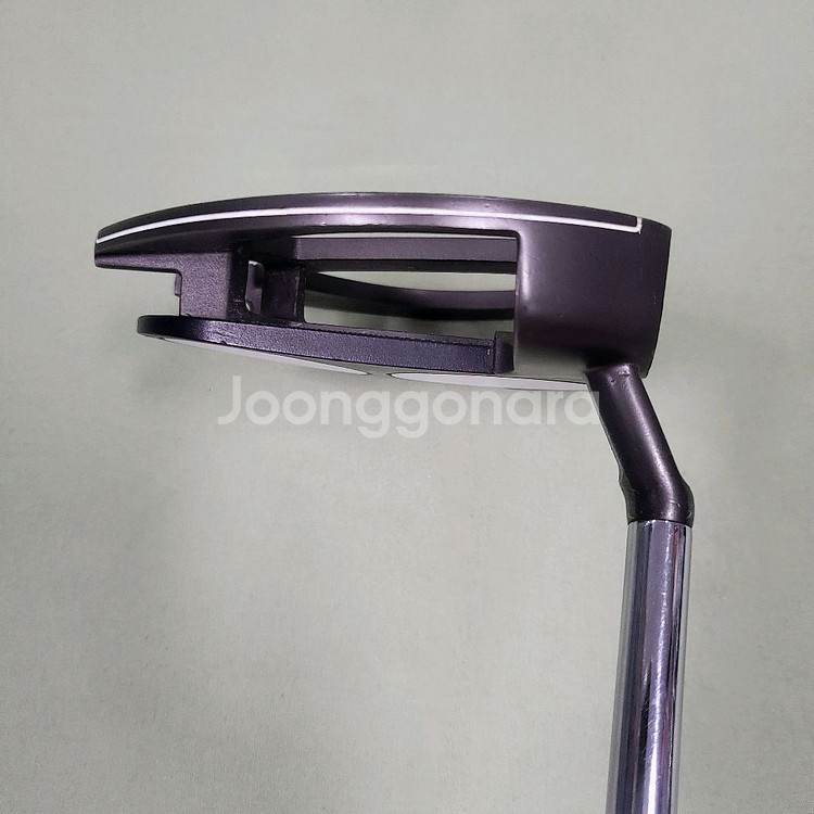 오딧세이 오웍스블랙2볼팽 33인치퍼터 E408273--3