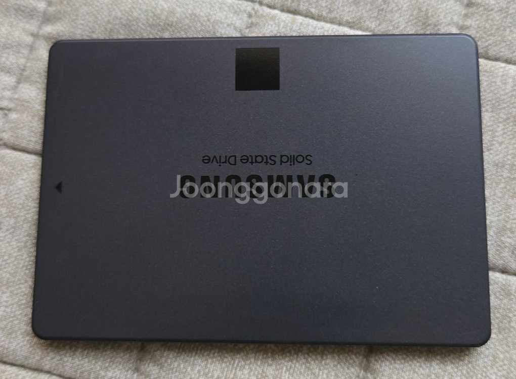 삼성 870 QVO 8TB SSD--2