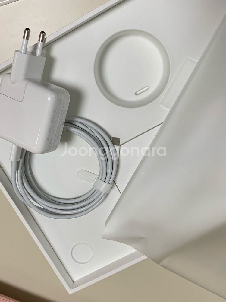 맥북 에어 13 M1/256GB/8GB--6