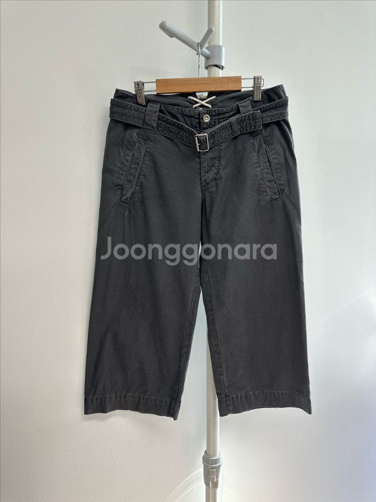 마가렛호웰 정품 워싱가공 벨티드 팬츠 7부--0