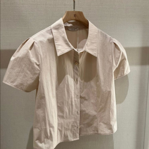 시에 조앤 하프 슬리브 셔츠