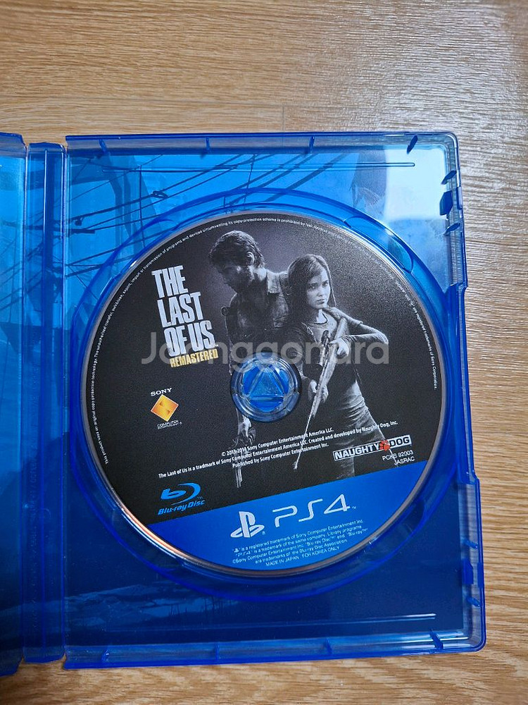 플스4 CD( THE LAST OF US 1, 2)판매--1