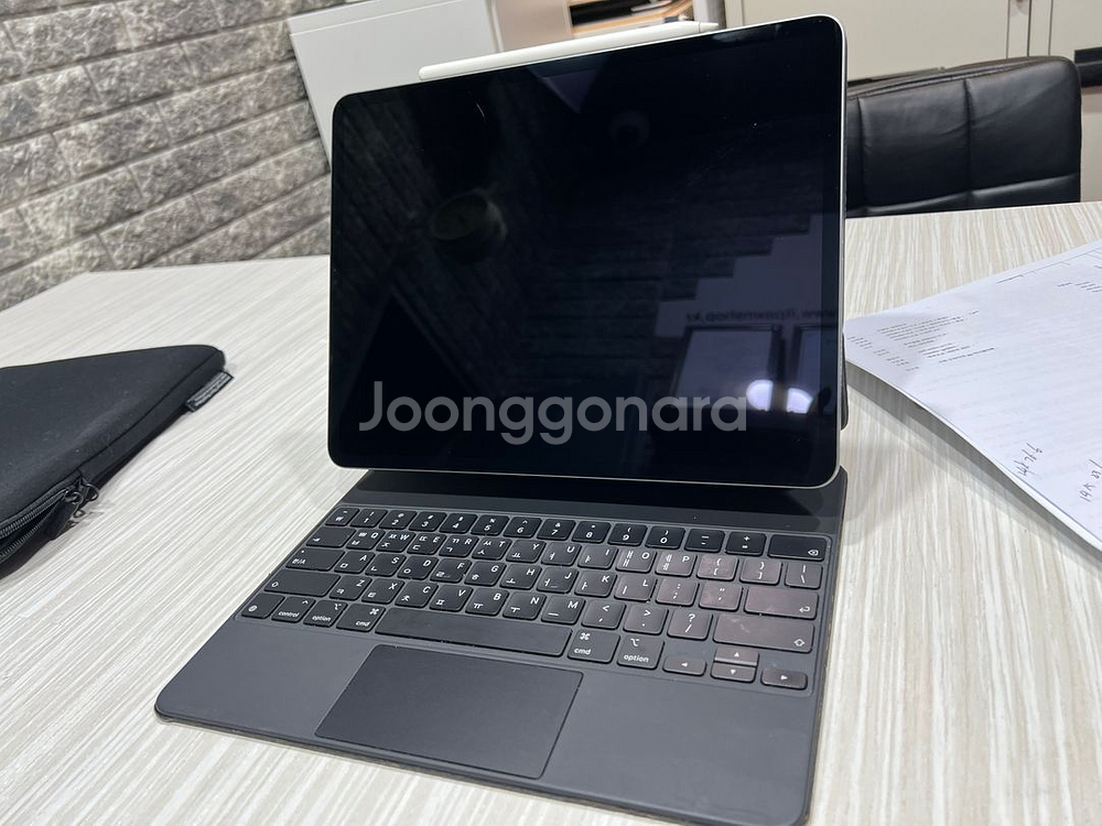 아이패드프로5 12.9 wifi+ 매직키보드+펜슬--0