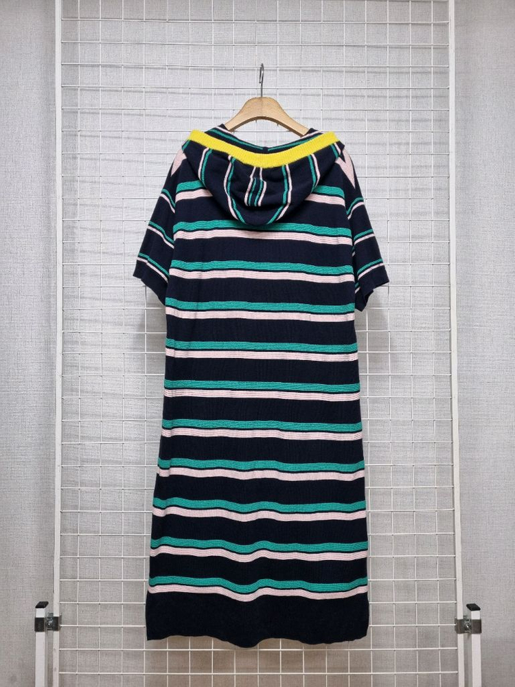 럭키슈에뜨 후드 니트원피스 (여름용)--2