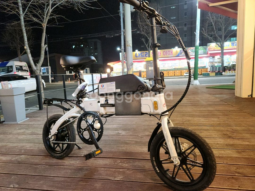 새제품 배터리2개 F1 접이식 미니벨로 전기자전거--4