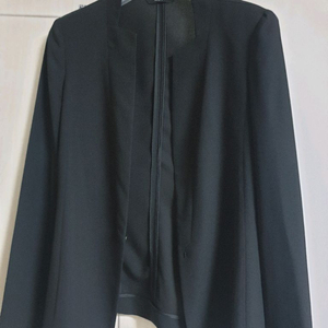 SELLYS 샐리 여름 여성 자켓 55. 블랙과 화이