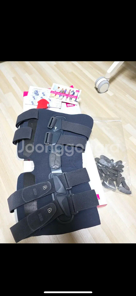 제뉴메디 콜라메드 무릎보호대--1
